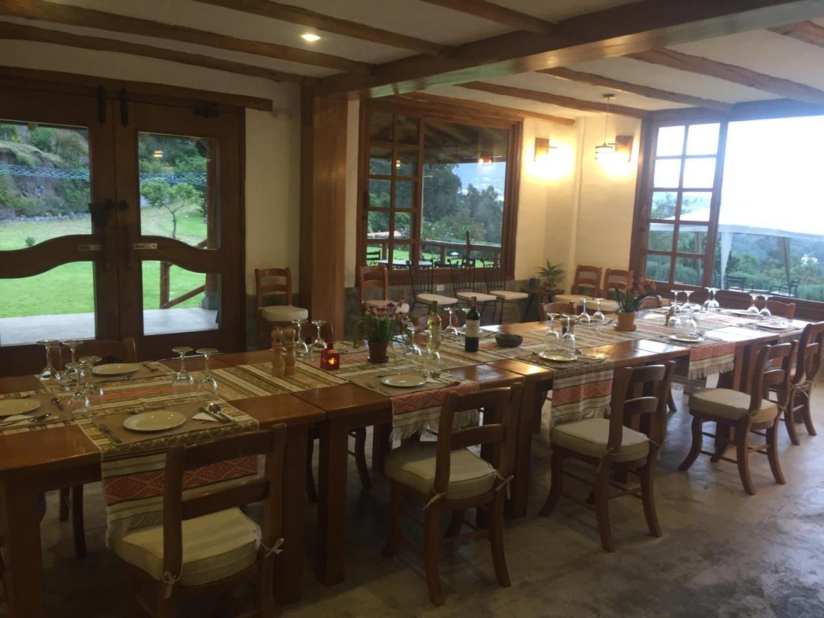 Villa Casa Ilayaku Quito Esterno foto
