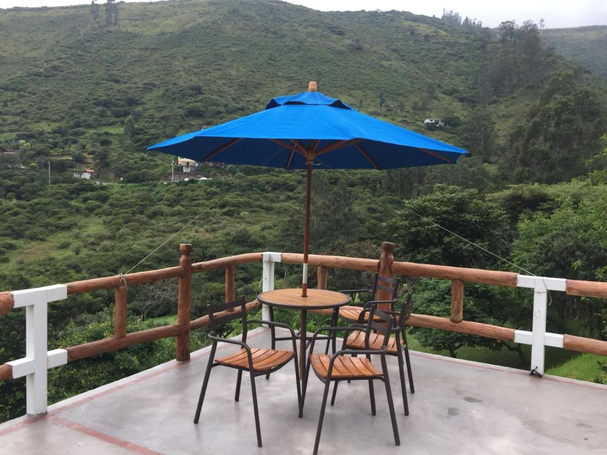 Villa Casa Ilayaku Quito Esterno foto