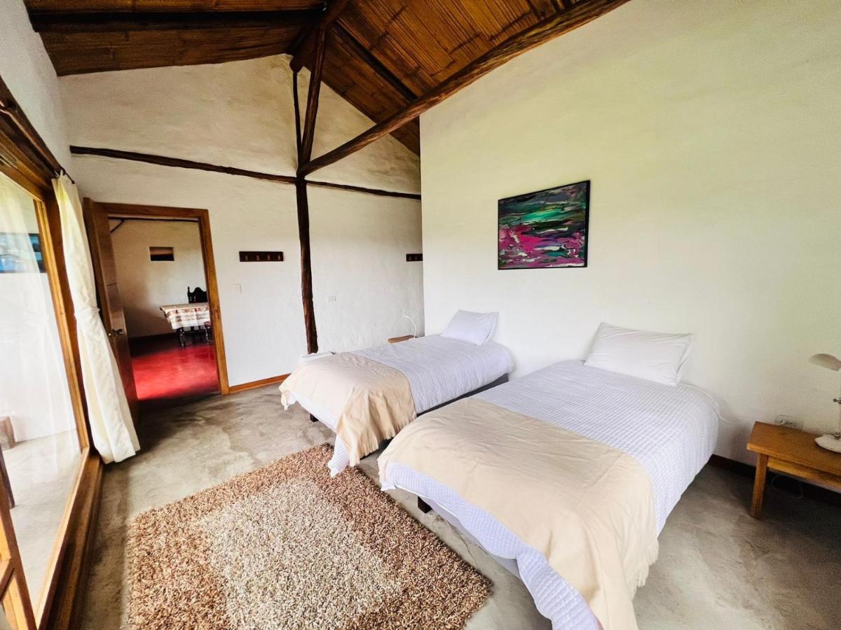 Villa Casa Ilayaku Quito Esterno foto