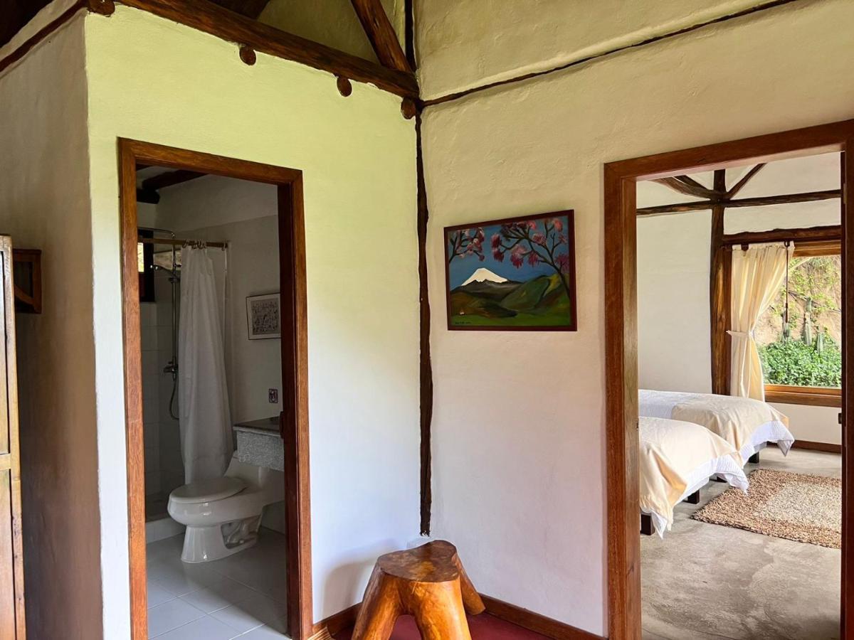 Villa Casa Ilayaku Quito Esterno foto