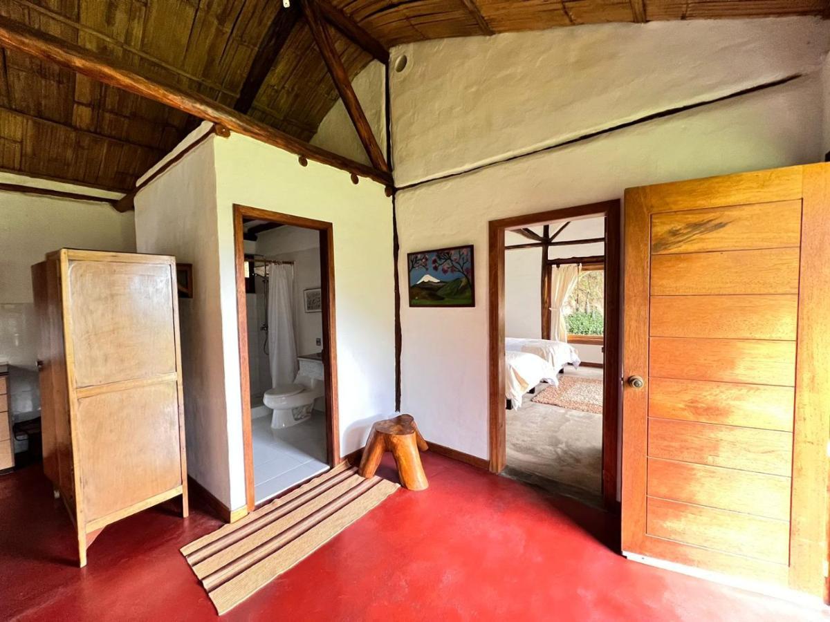Villa Casa Ilayaku Quito Esterno foto